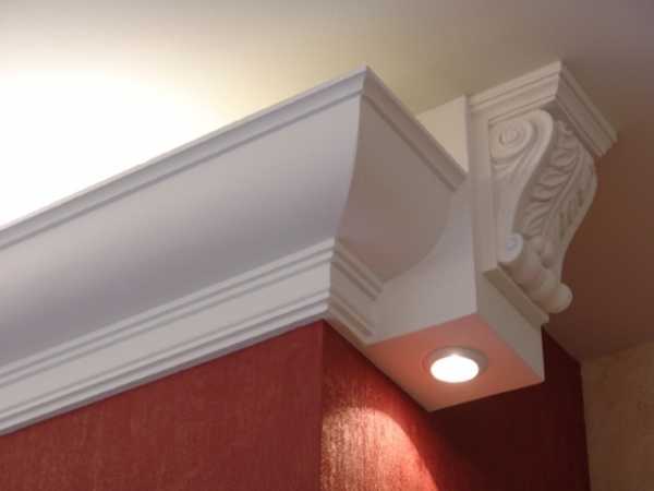 Потолочный плинтус для натяжных потолков с подсветкой